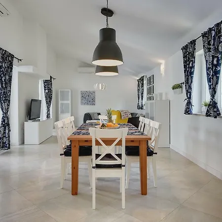 Villa Sever *